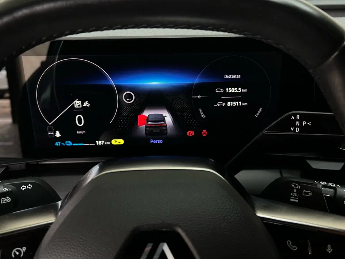 Renault Megane E-Tech Electric usata a Roma (13)