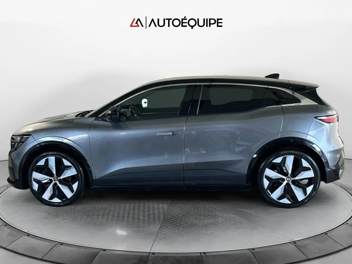 Renault Megane E-Tech Electric usata a Roma (2)