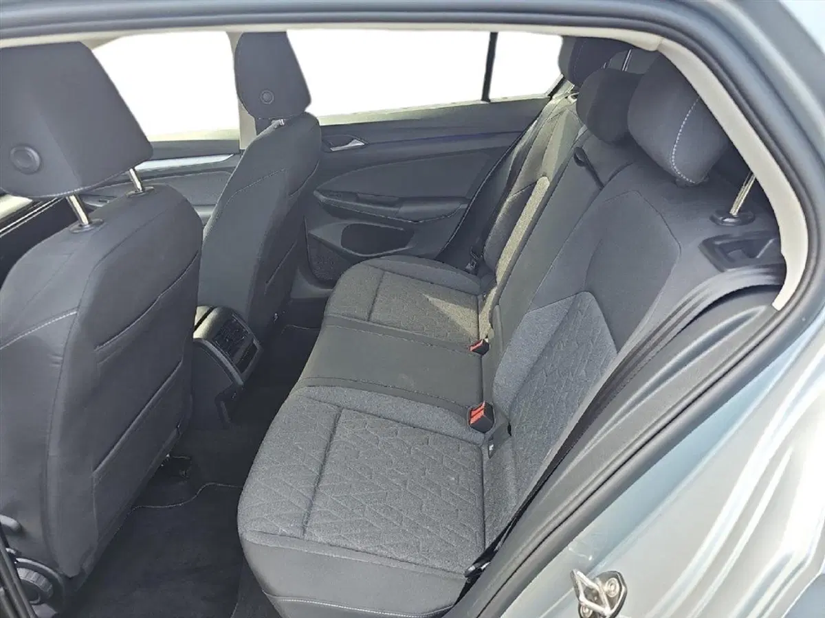 Volkswagen Golf usata a Lecco (12)