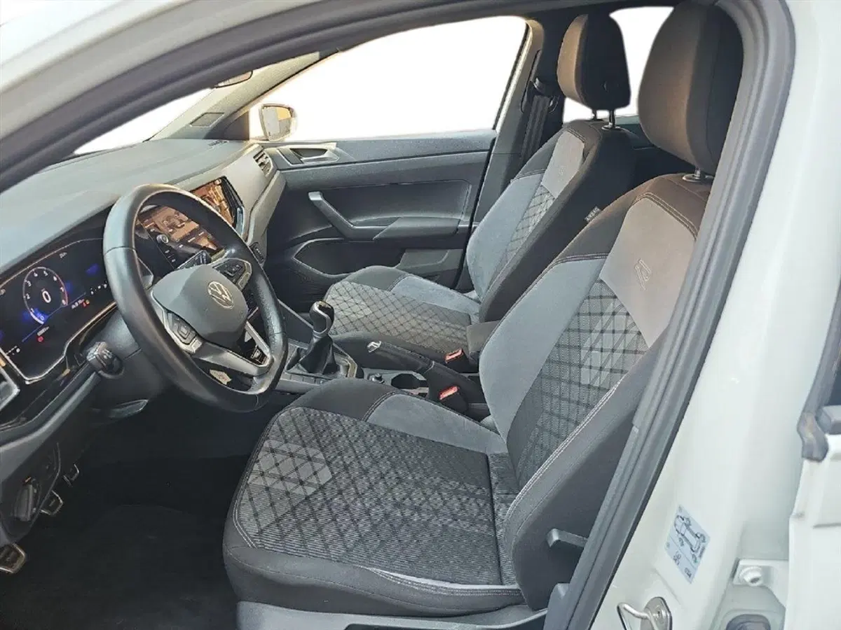Volkswagen Polo usata a Lecco (11)