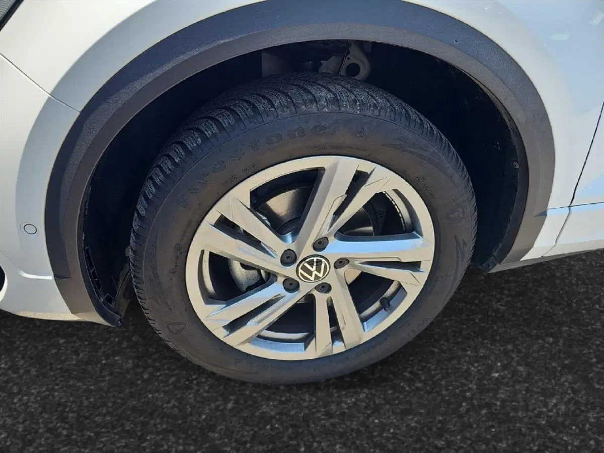 Volkswagen T-Roc usata a Lecco (15)