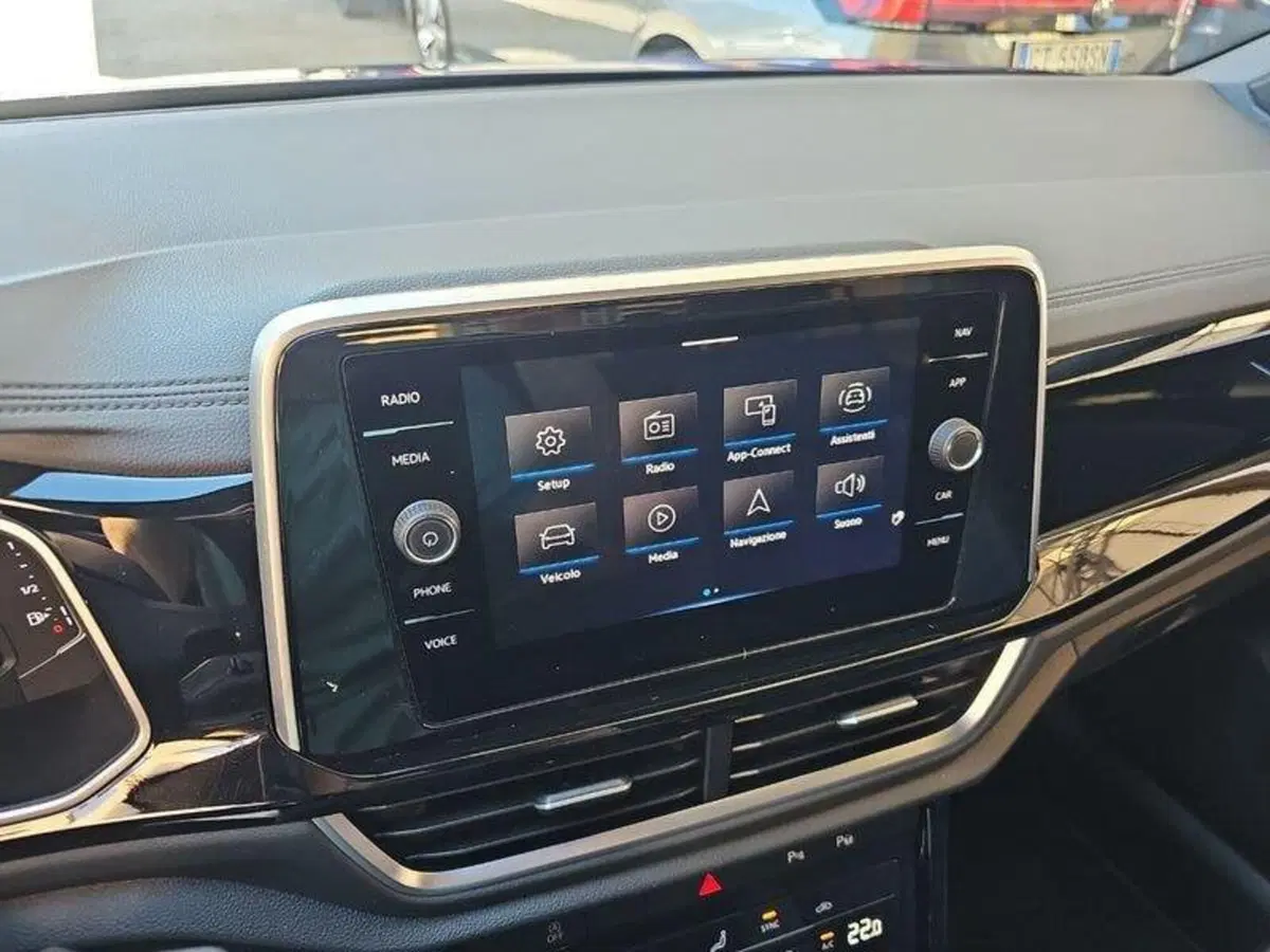 Volkswagen T-Roc usata a Lecco (18)
