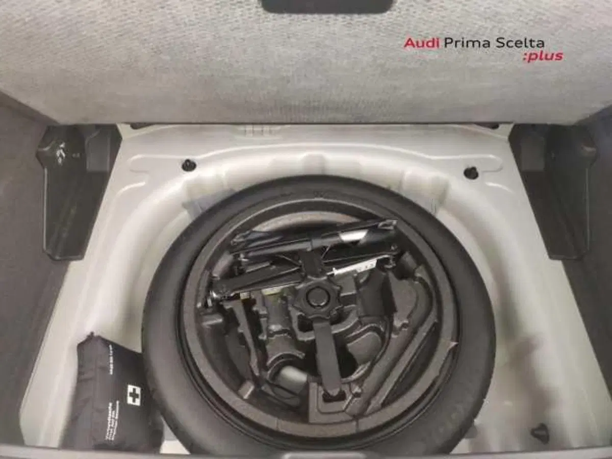 Audi Q2 nuova a Avellino (15)