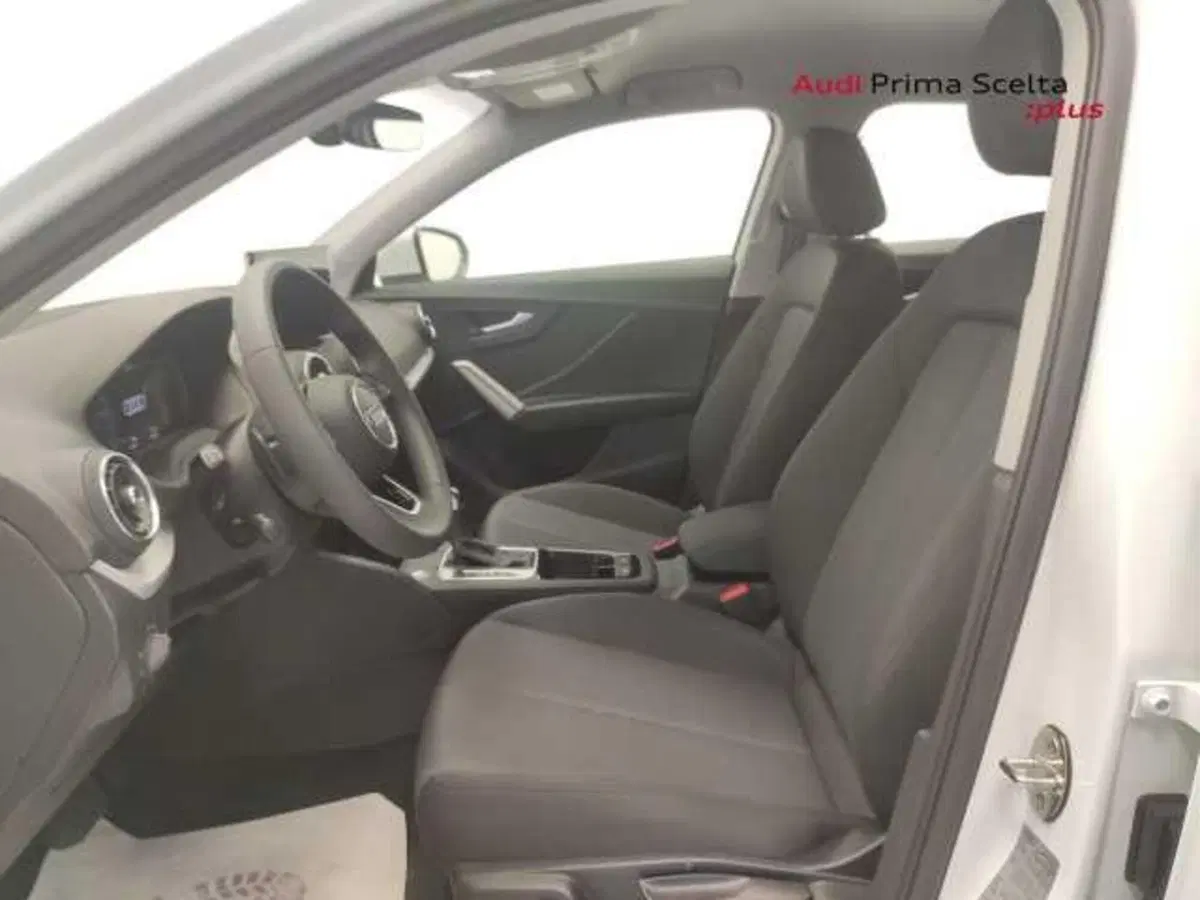 Audi Q2 nuova a Avellino (17)