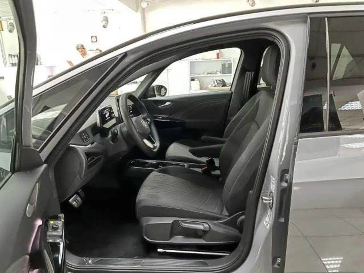Volkswagen ID.3 nuova a Avellino (13)