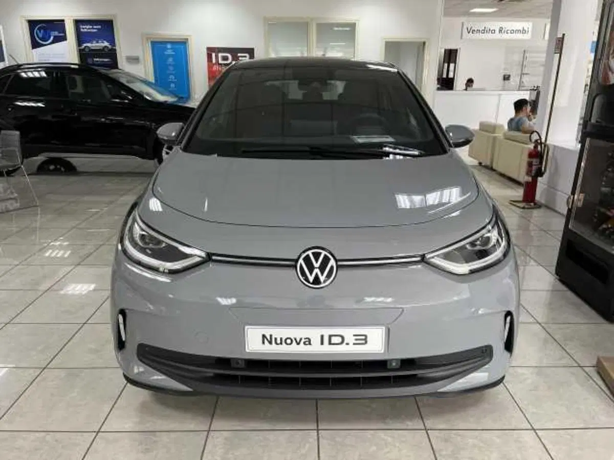 Volkswagen ID.3 nuova a Avellino (2)