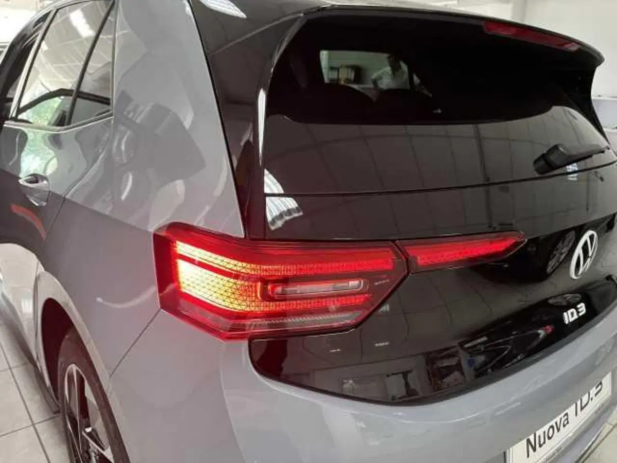 Volkswagen ID.3 nuova a Avellino (9)