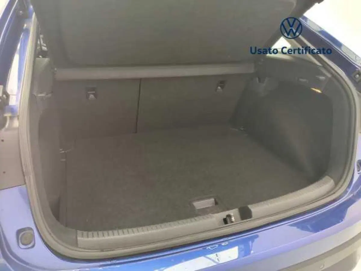 Volkswagen Taigo usata a Avellino (13)