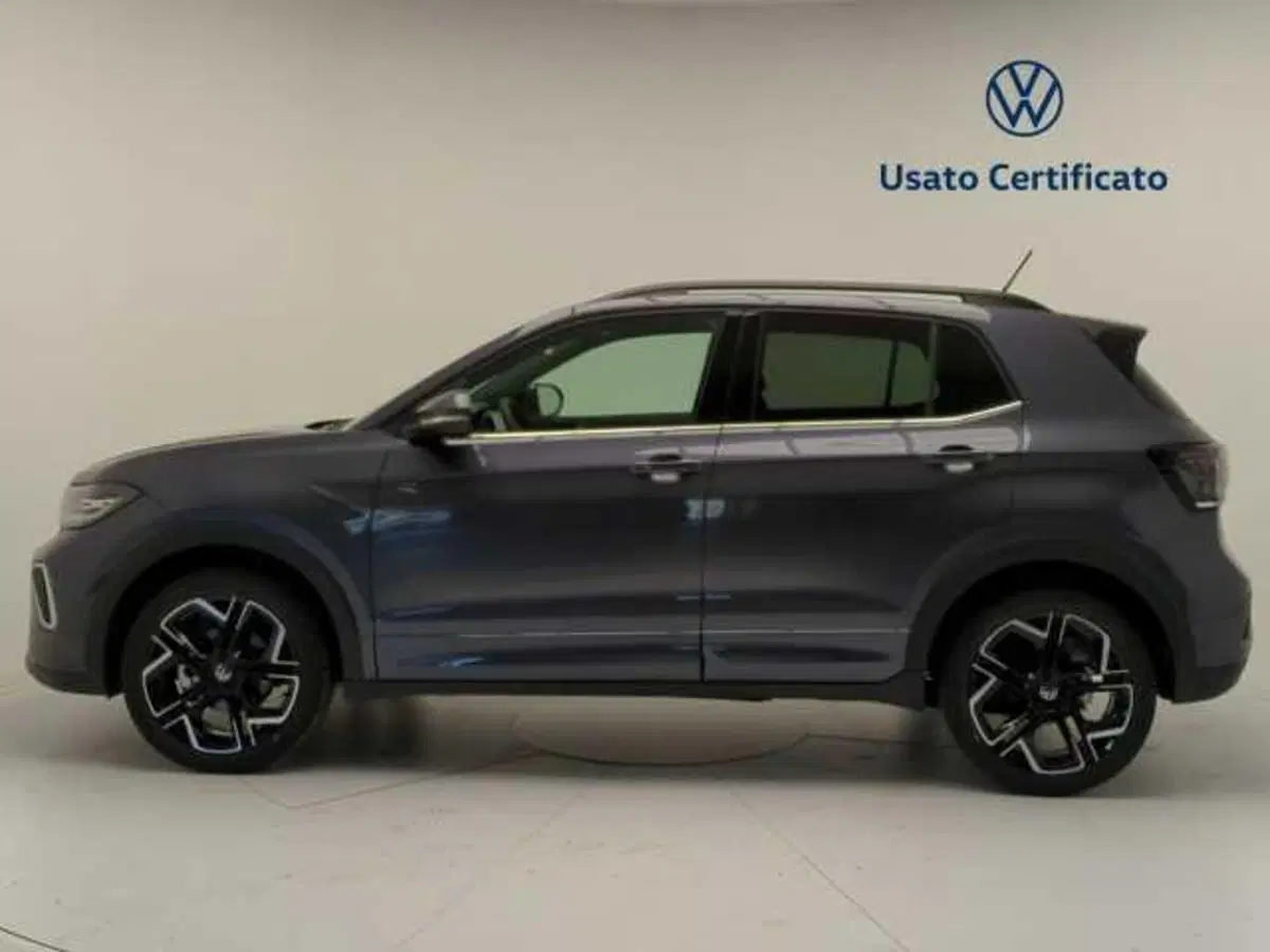 Volkswagen T-Cross nuova a Avellino (4)