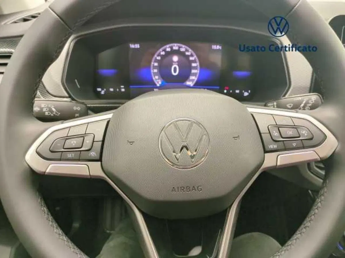 Volkswagen T-Cross nuova a Avellino (20)