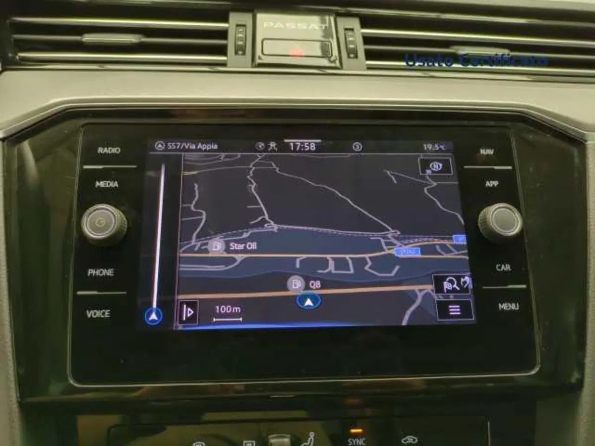 Volkswagen Passat Variant usata a Avellino (19)