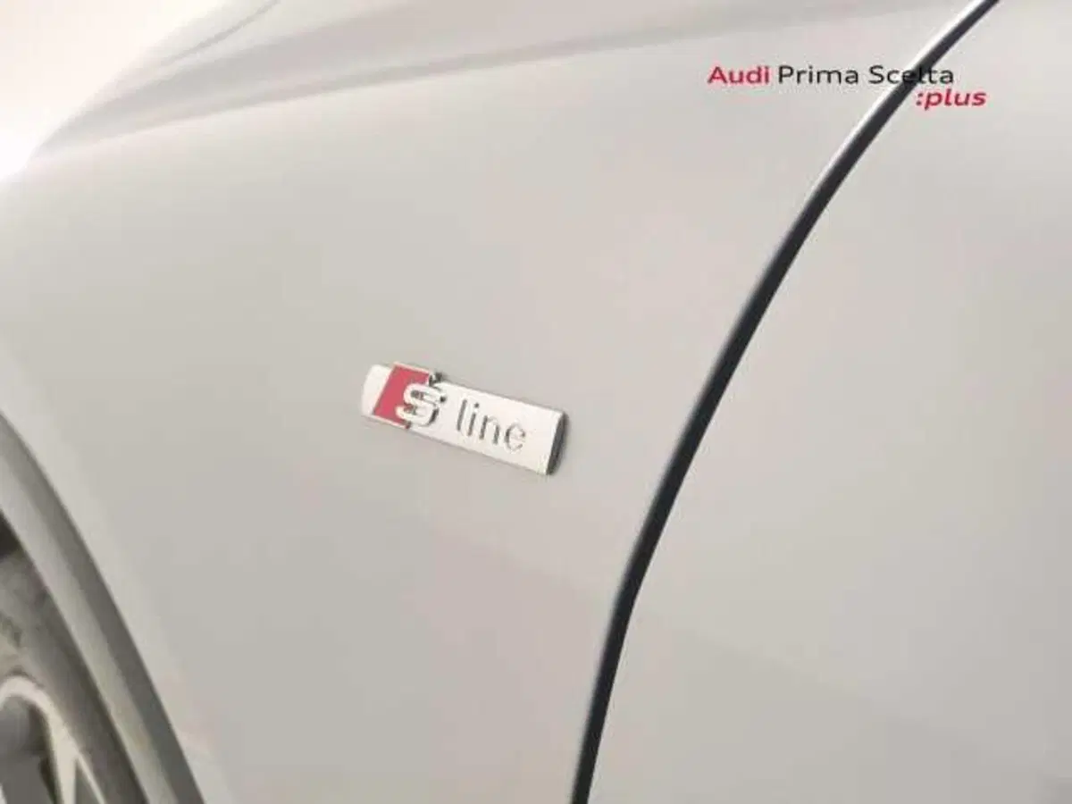 Audi Q4 Sportback usata a Avellino (10)