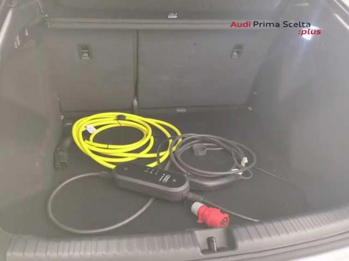 Audi Q4 Sportback usata a Avellino (15)