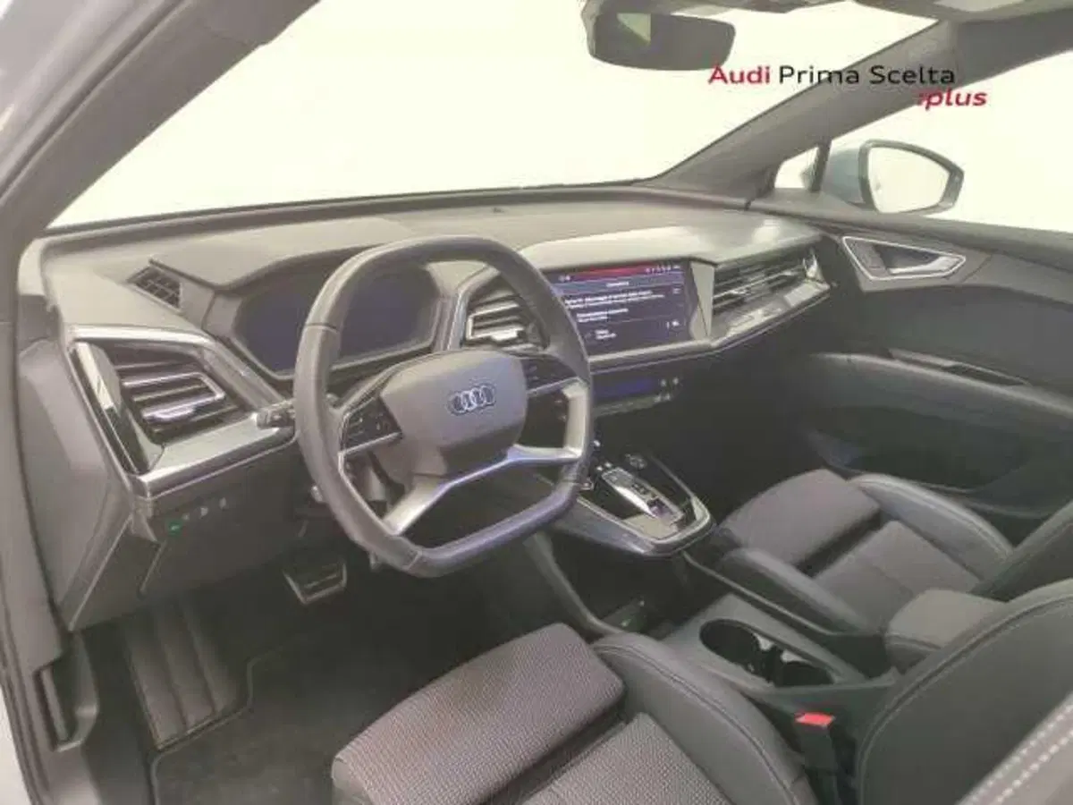 Audi Q4 Sportback usata a Avellino (19)
