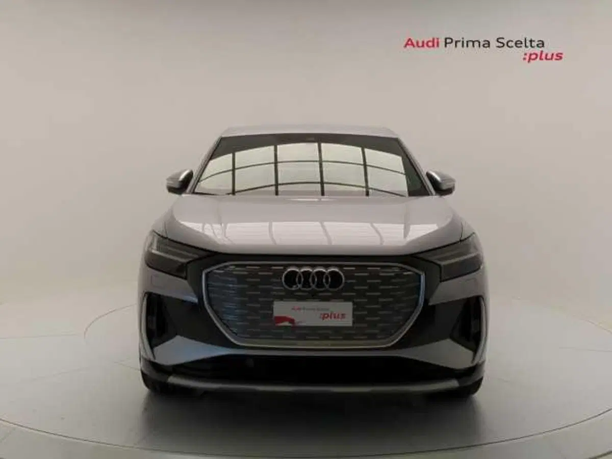 Audi Q4 Sportback usata a Avellino (2)