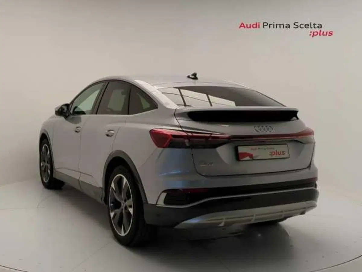 Audi Q4 Sportback usata a Avellino (5)