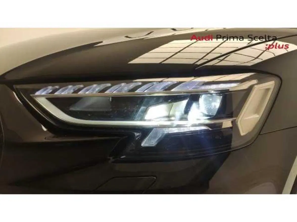 Audi A8 usata a Avellino (9)