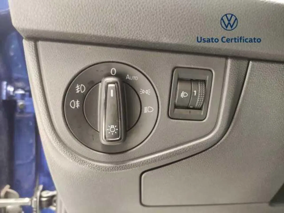 Volkswagen Taigo usata a Avellino (17)