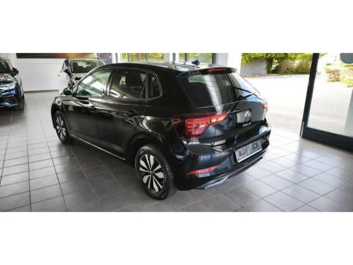 Volkswagen Polo nuova a Avellino (3)