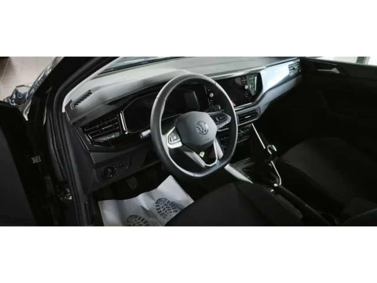 Volkswagen Polo nuova a Avellino (5)