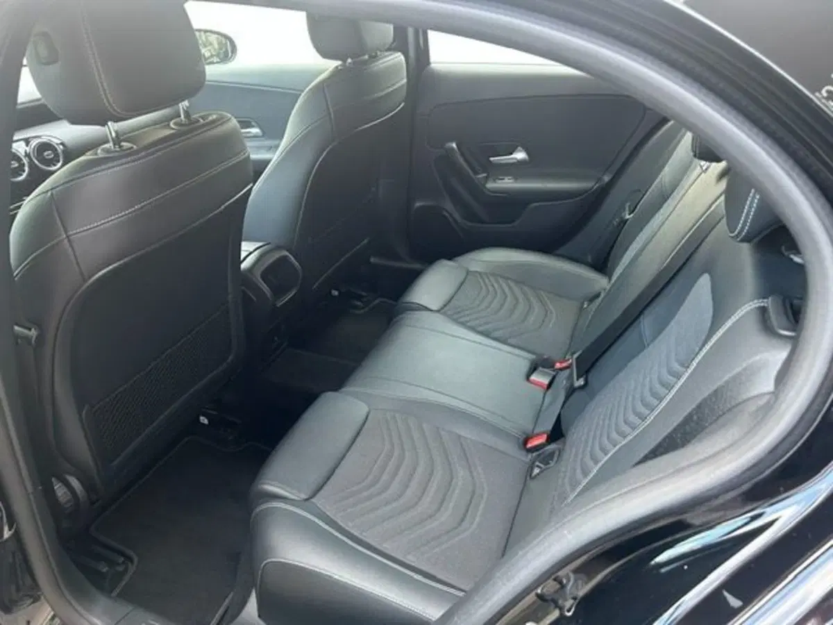 Mercedes-Benz Classe A Sedan usata a Potenza (10)
