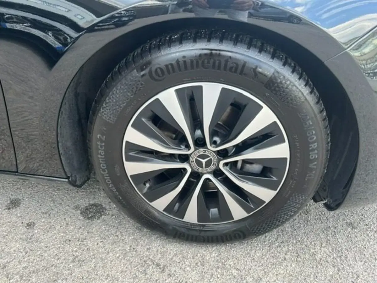Mercedes-Benz Classe A Sedan usata a Potenza (12)