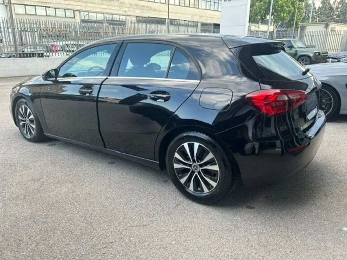 Mercedes-Benz Classe A Sedan usata a Potenza (4)