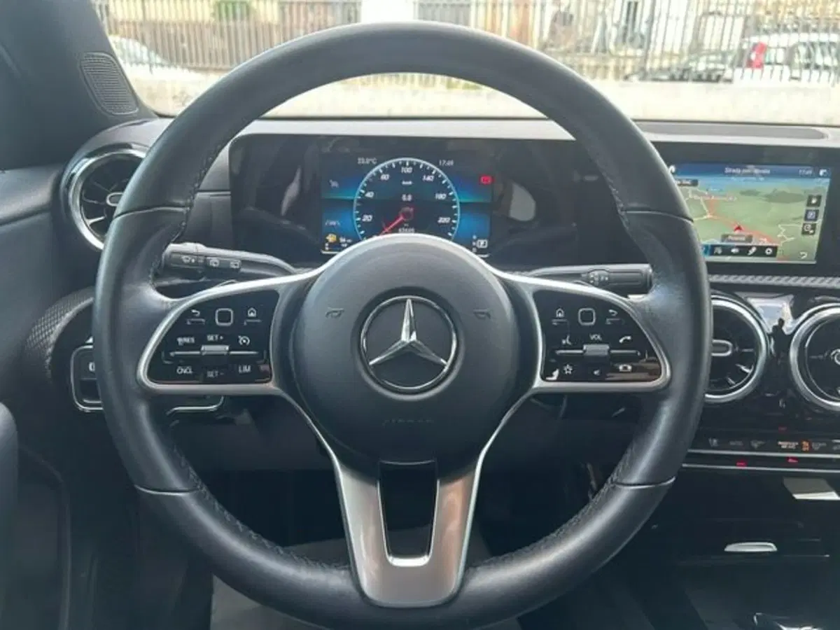 Mercedes-Benz Classe A Sedan usata a Potenza (7)