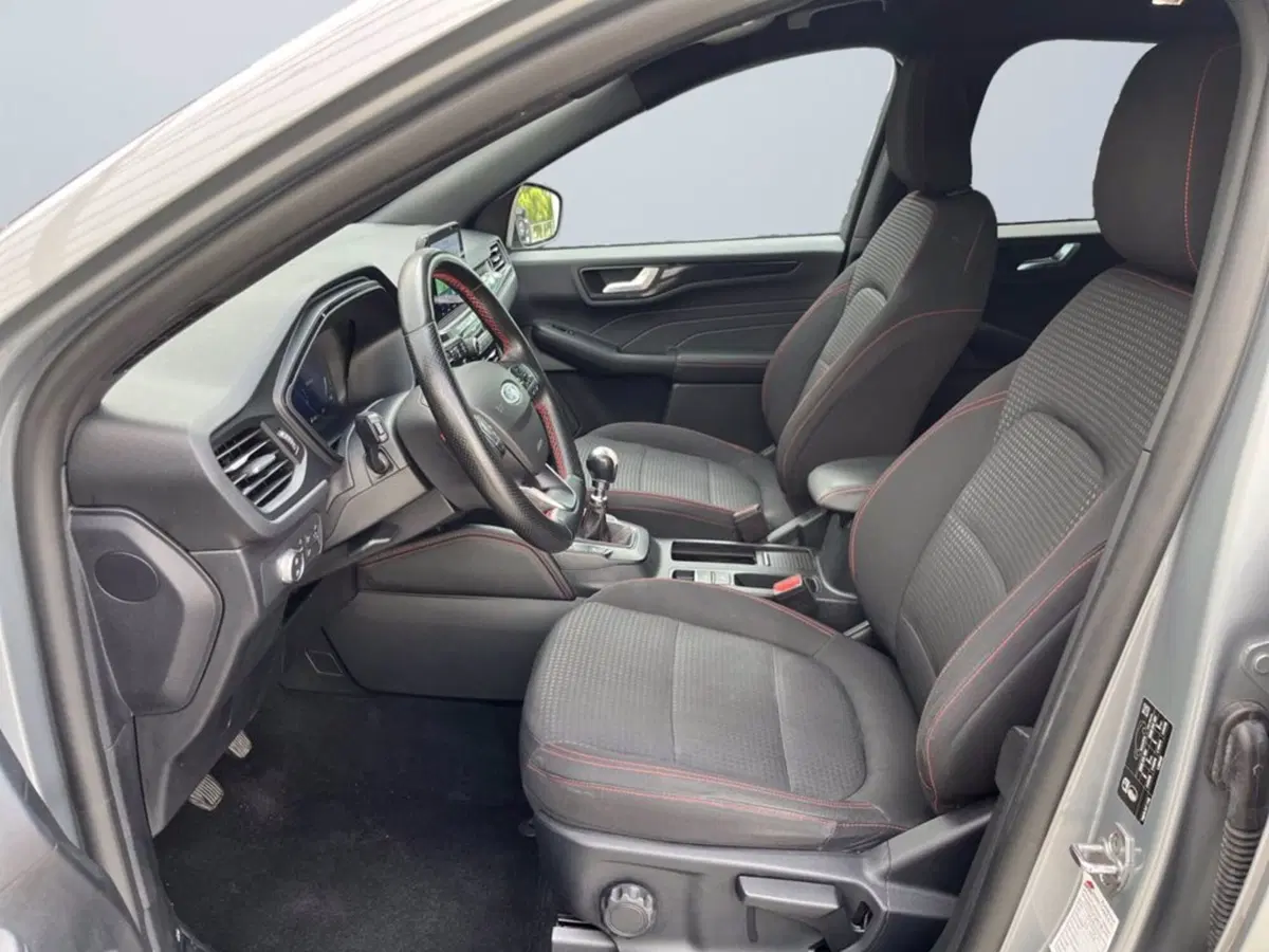 Ford Kuga usata a Milano (10)