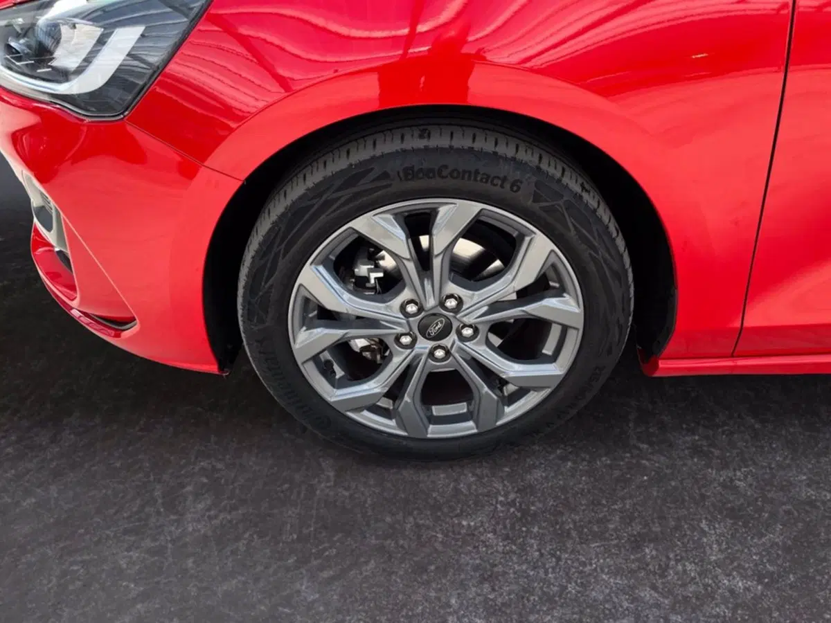 Ford Focus usata a Milano (9)