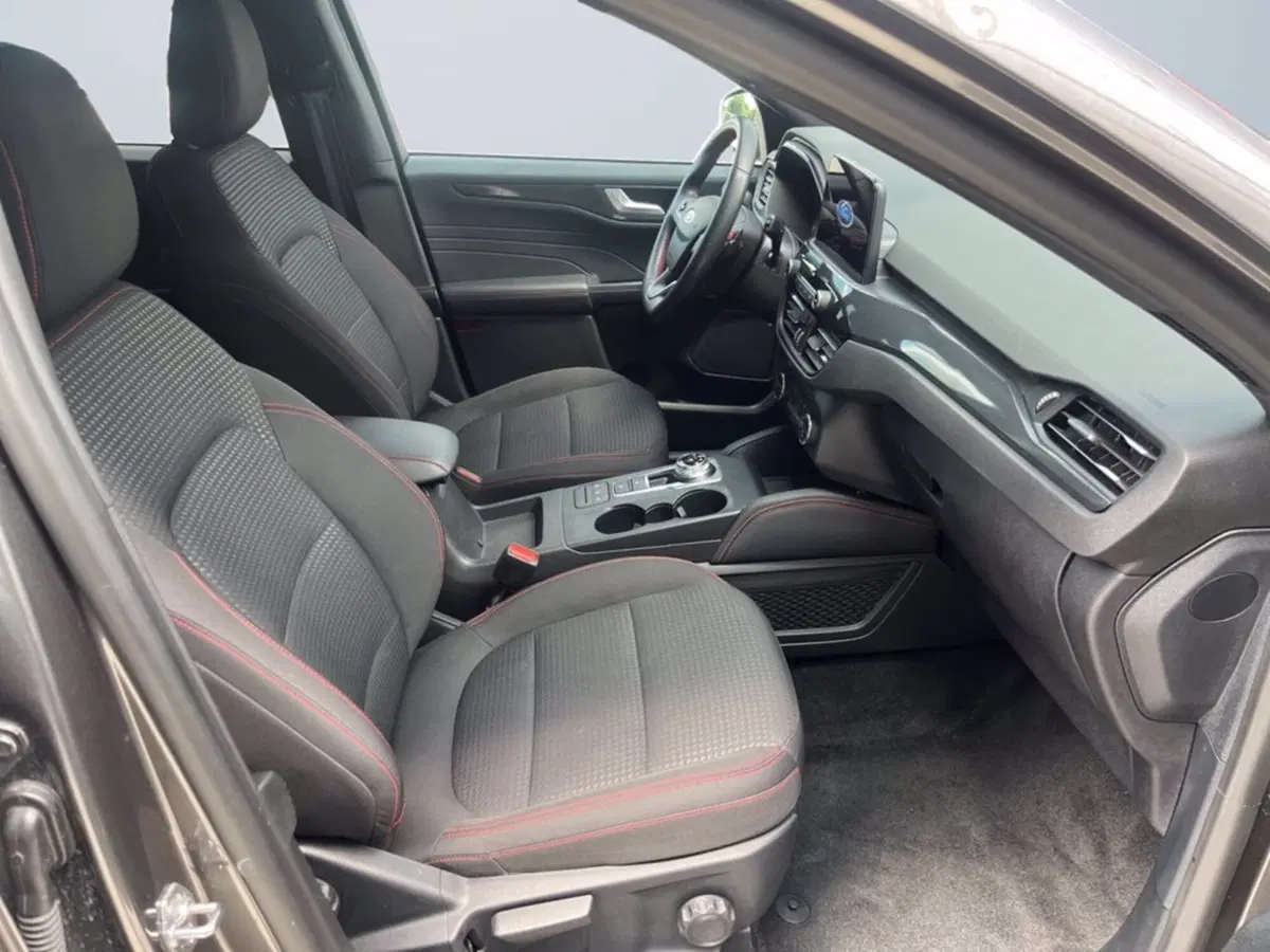 Ford Kuga usata a Milano (15)