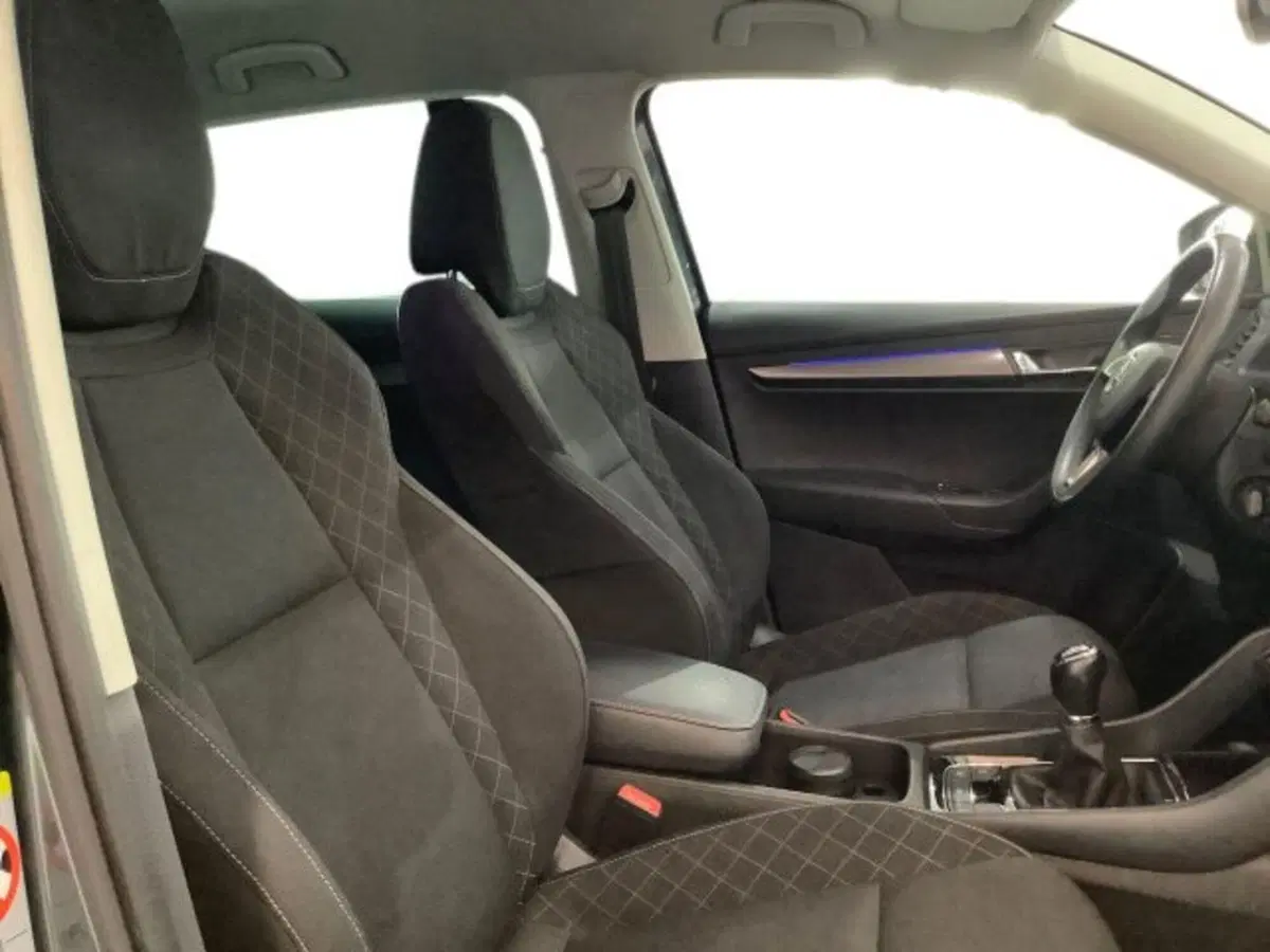 Skoda Karoq usata a Catania (10)