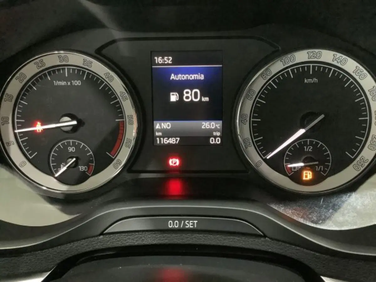 Skoda Karoq usata a Catania (15)