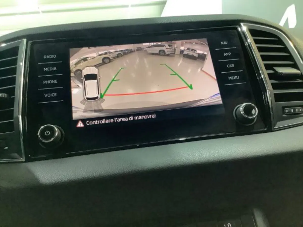 Skoda Karoq usata a Catania (17)