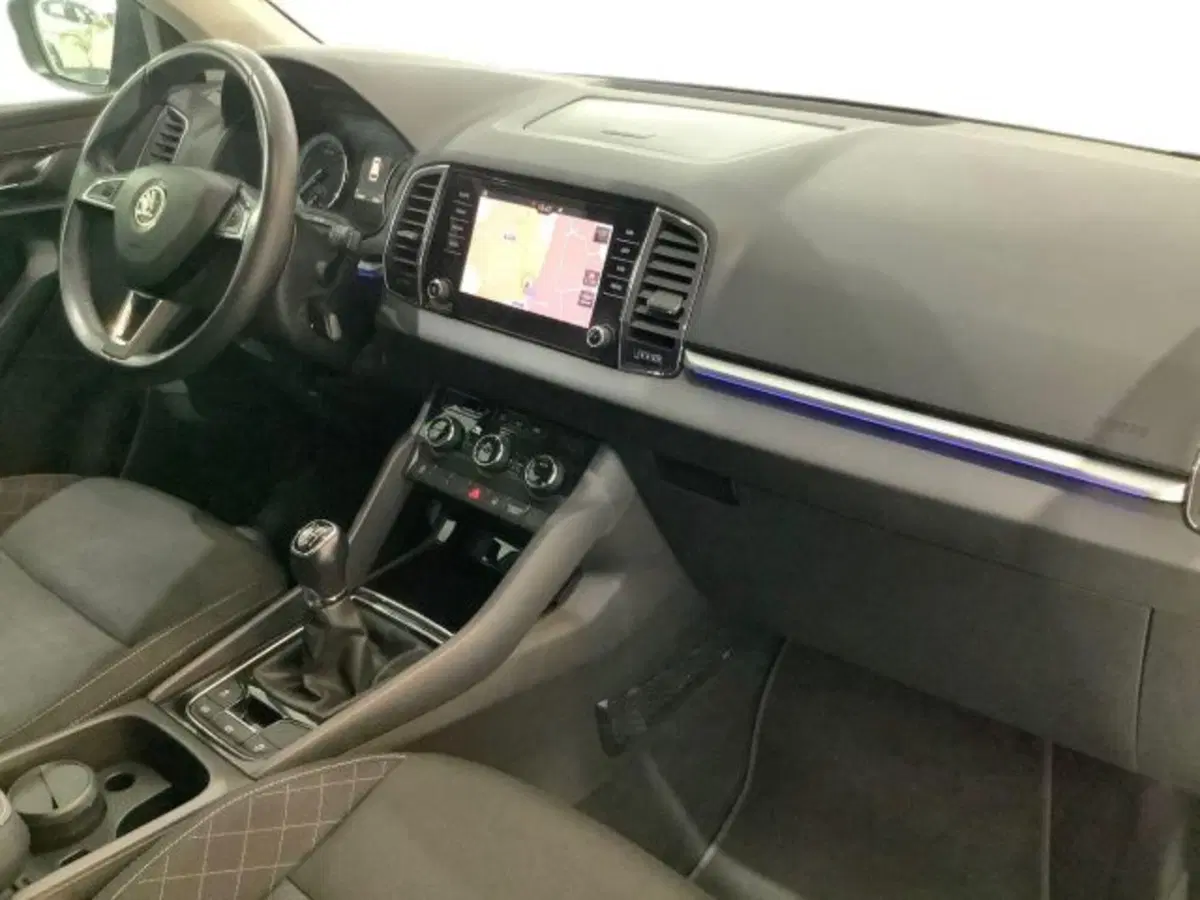 Skoda Karoq usata a Catania (9)