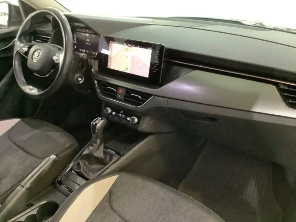 Skoda Kamiq usata a Catania (9)