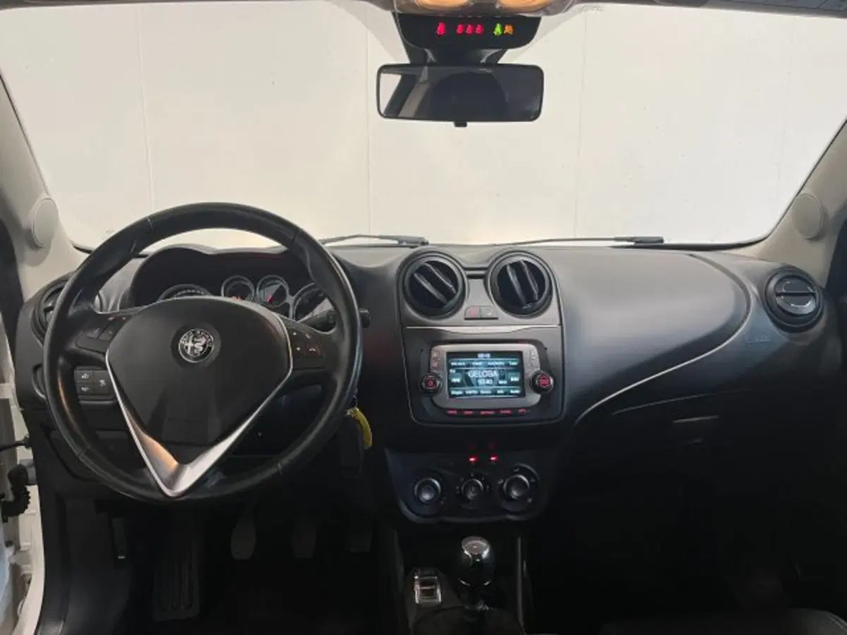 Alfa Romeo MiTo usata a Treviso (5)