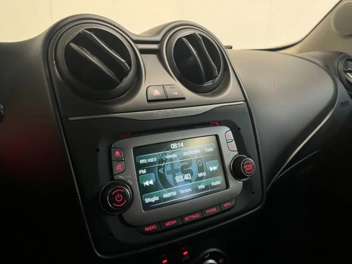 Alfa Romeo MiTo usata a Treviso (7)
