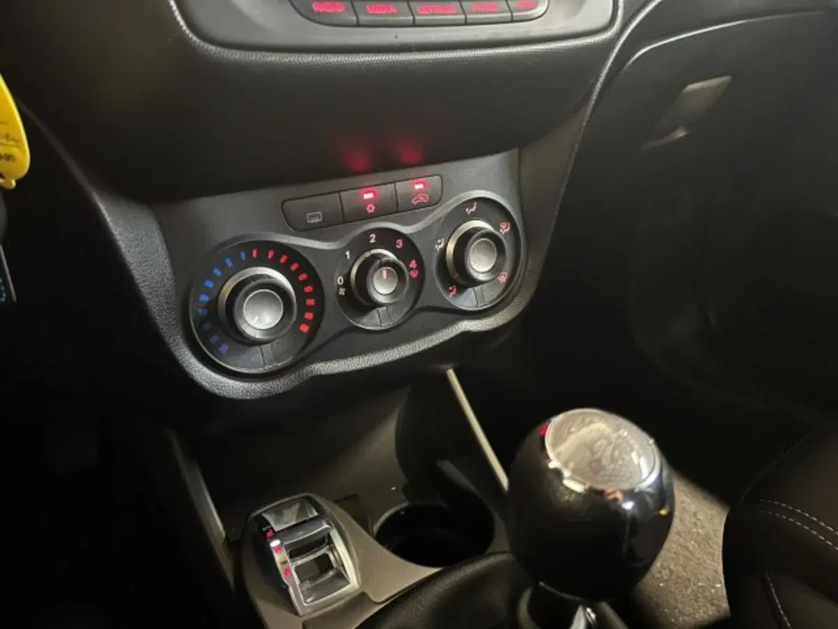 Alfa Romeo MiTo usata a Treviso (8)
