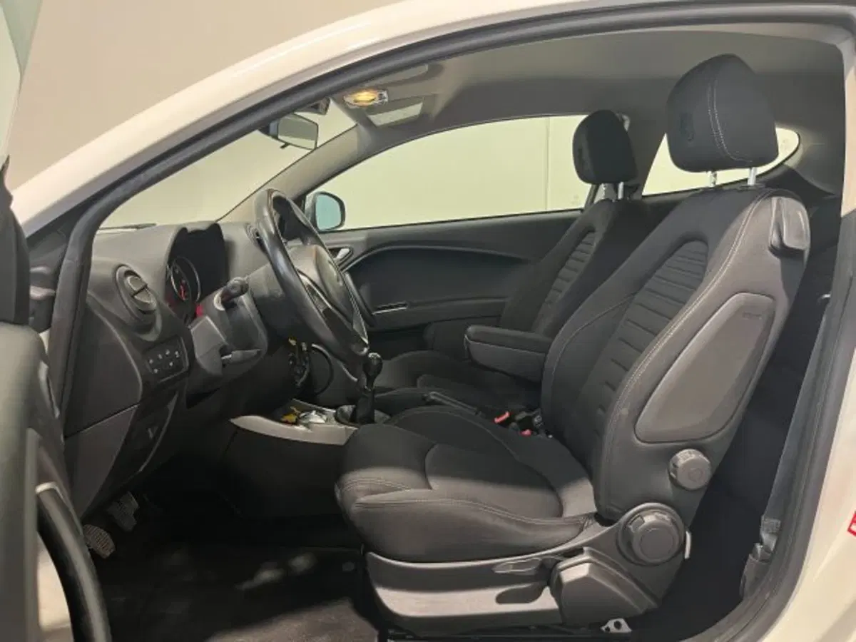 Alfa Romeo MiTo usata a Treviso (9)