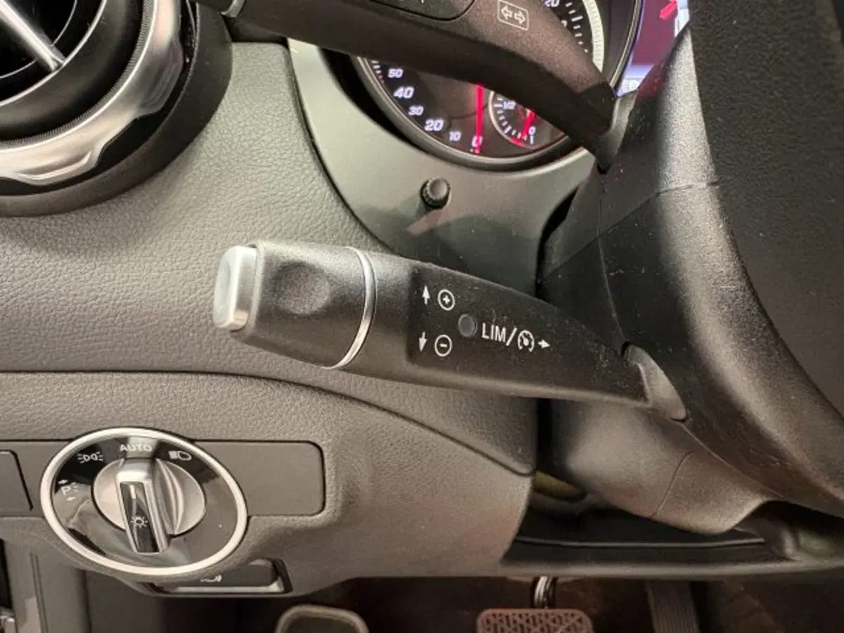 Mercedes-Benz GLA SUV usata a Treviso (10)