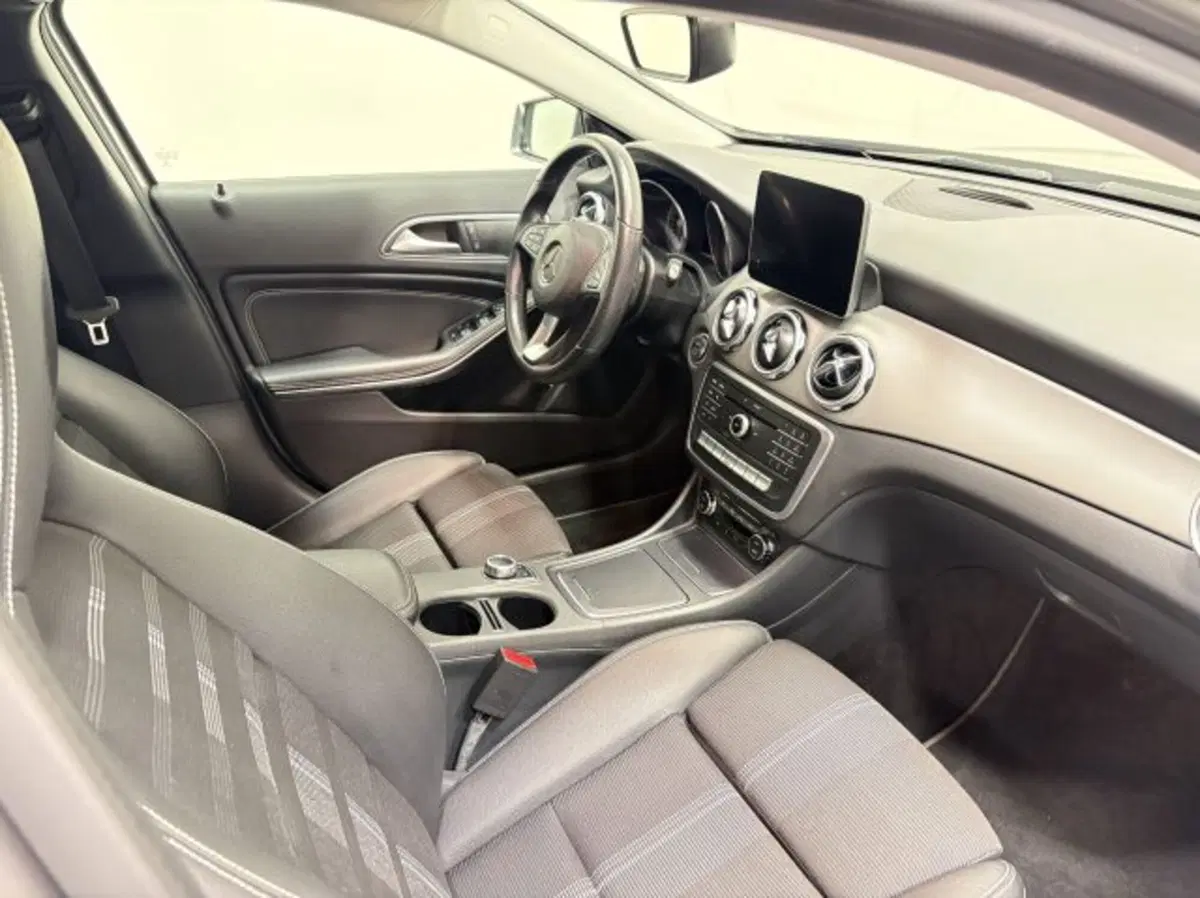 Mercedes-Benz GLA SUV usata a Treviso (4)