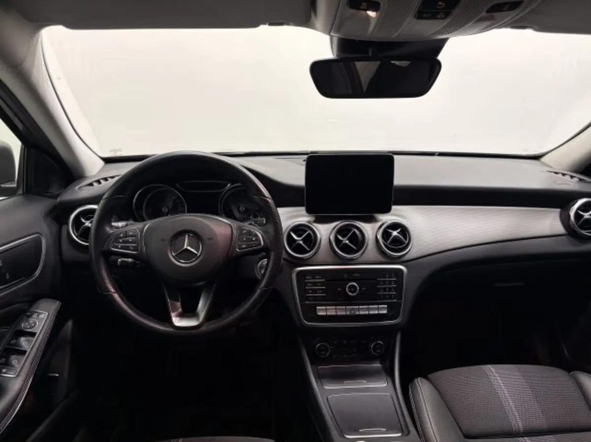 Mercedes-Benz GLA SUV usata a Treviso (5)