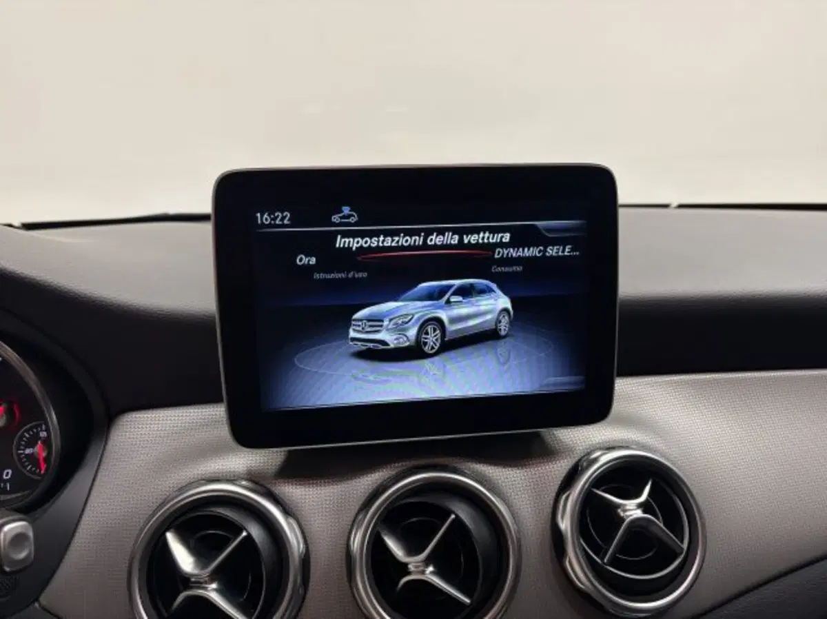 Mercedes-Benz GLA SUV usata a Treviso (7)