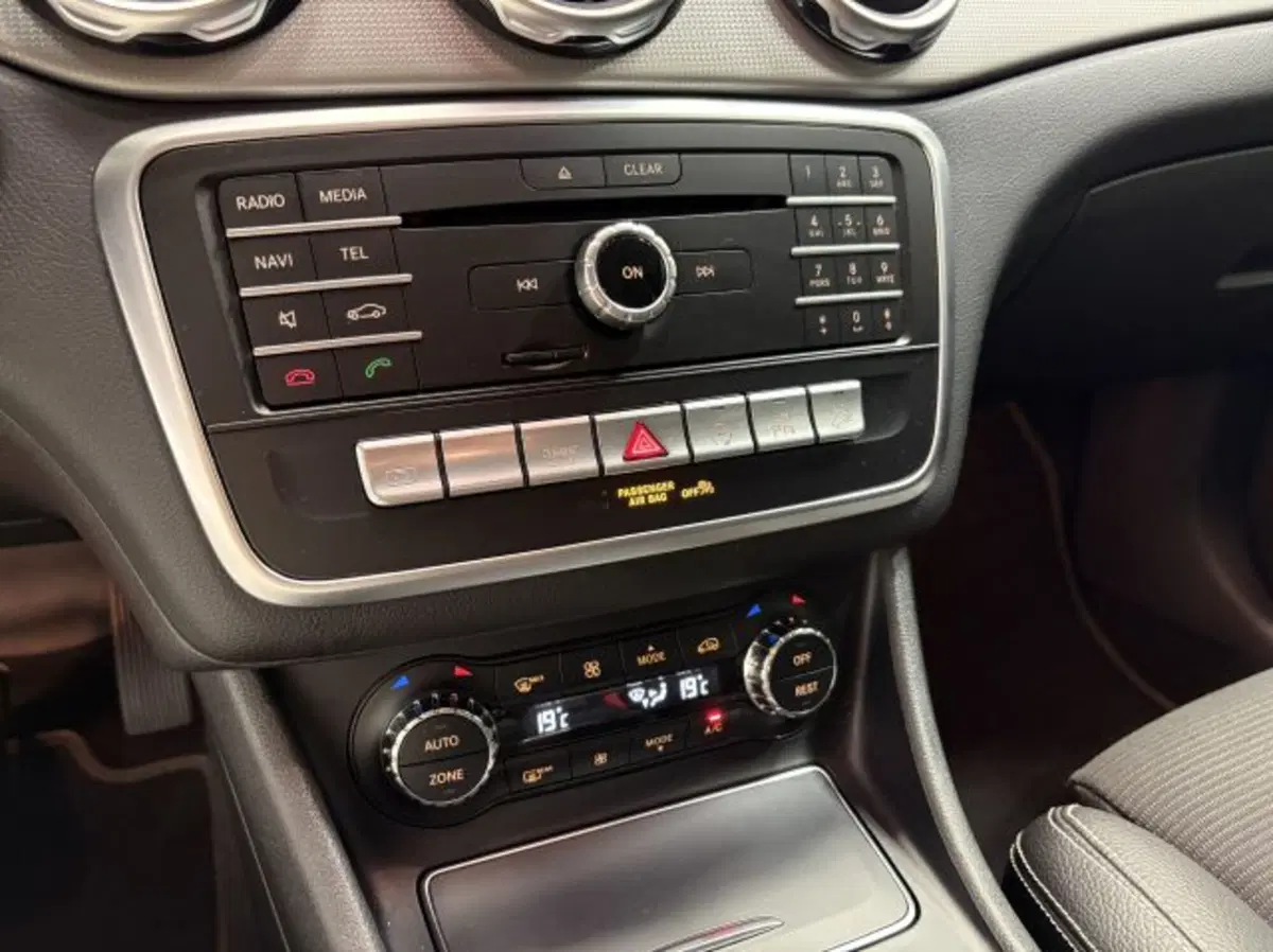 Mercedes-Benz GLA SUV usata a Treviso (9)