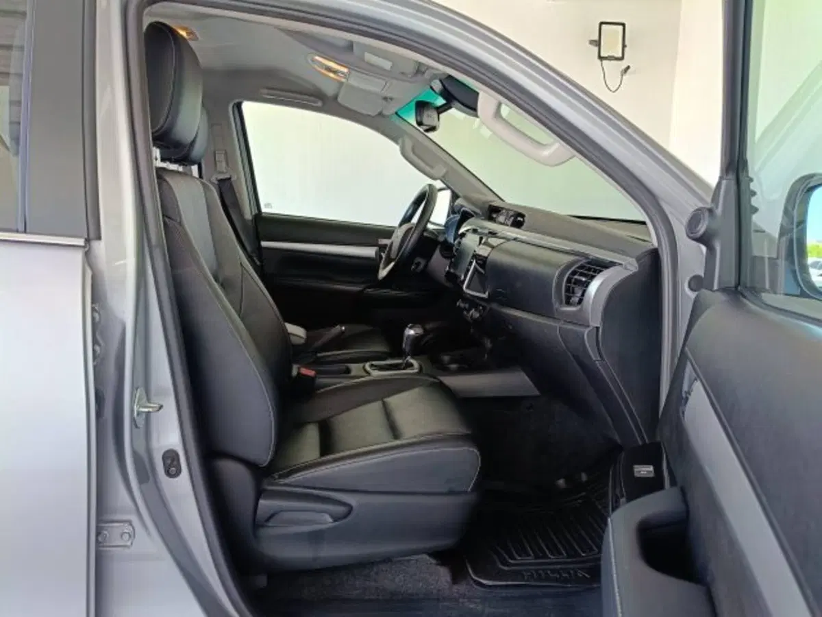Toyota Hilux usata a Teramo (11)