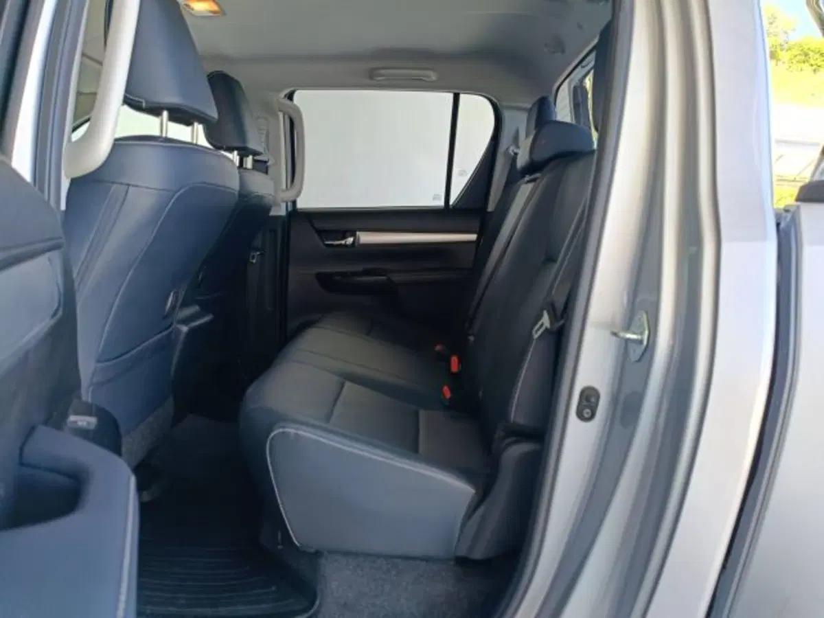 Toyota Hilux usata a Teramo (9)