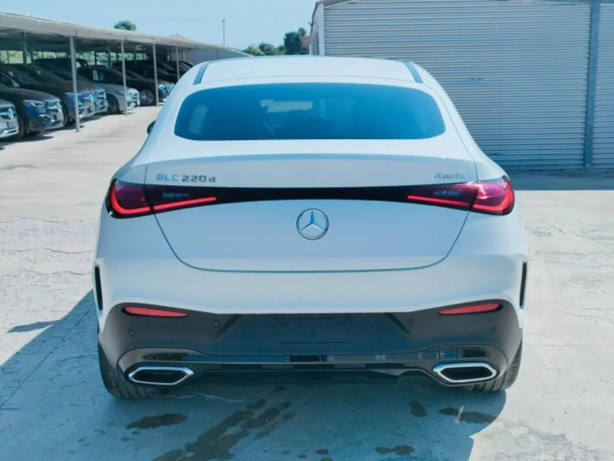 Mercedes-Benz CLE Coupé nuova a Teramo (4)