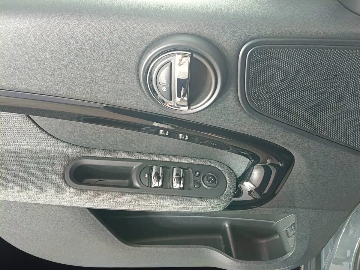 MINI Mini Countryman usata a Ascoli Piceno (17)