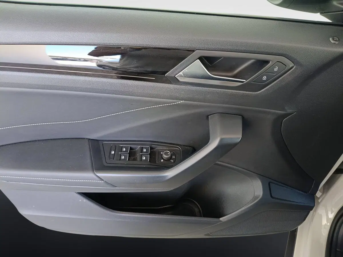 Volkswagen T-Roc usata a Ascoli Piceno (18)